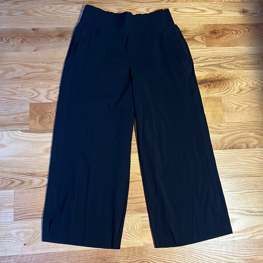 Athleta cosmic crop pant size medium